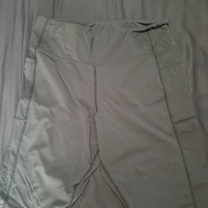 NWOT Shein 1XL biker shorts that are navy blue